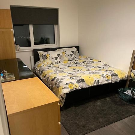 New Modern King Size Room With Ensuite And Parking Manchester Eksteriør bilde